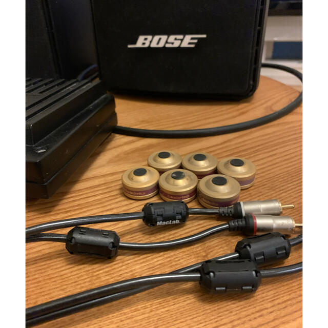 BOSE(ボーズ)のBOSE スピーカー（111AD×2）&パワーアンプ（1705）＋ケーブル スマホ/家電/カメラのオーディオ機器(アンプ)の商品写真