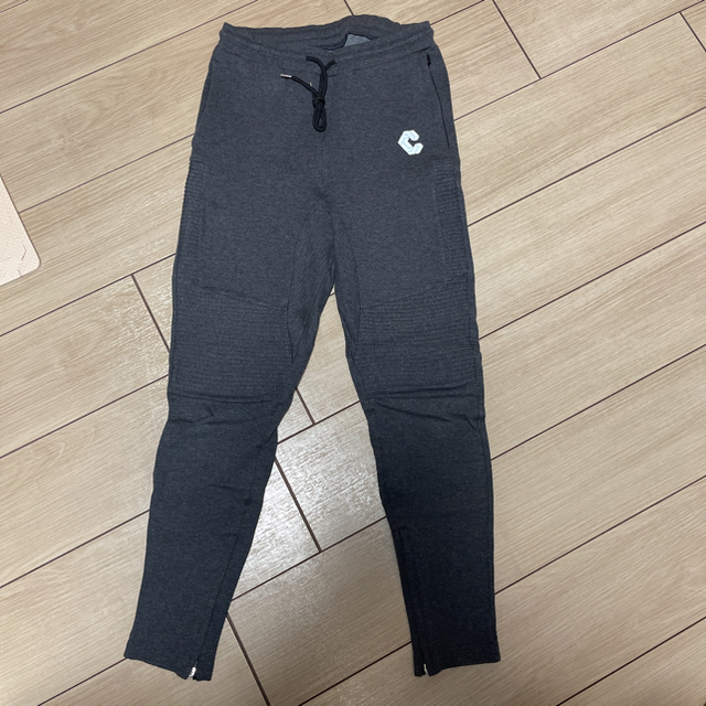 NIKE(ナイキ)のクロノス  cronos BIKER PANTS チャコールグレー メンズのパンツ(その他)の商品写真