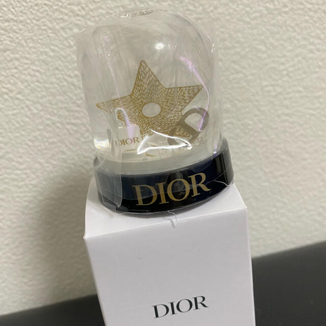 Dior(ディオール)のDior スノードーム ノベルティ 新品 エンタメ/ホビーのコレクション(ノベルティグッズ)の商品写真