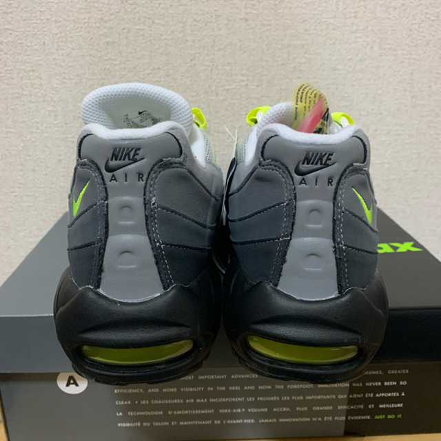 NIKE(ナイキ)のNIKE AIR MAX 95 OG "NEON YELLOW" 2020 メンズの靴/シューズ(スニーカー)の商品写真