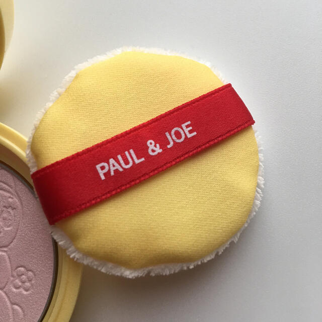 PAUL & JOE(ポールアンドジョー)のポールアンドジョー ドラえもん ドラミちゃん ラトゥーエクラ プレスト パウダー コスメ/美容のベースメイク/化粧品(フェイスパウダー)の商品写真