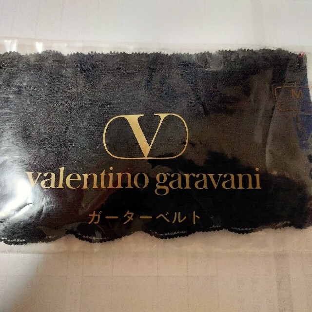 valentino garavani(ヴァレンティノガラヴァーニ)の【激安GWセール・新品】VALENTINO GARAVANIガーターベルトM レディースのレッグウェア(タイツ/ストッキング)の商品写真