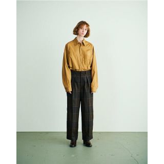 コモリ(COMOLI)の【YOKE】1TUCK WIDE TROUSERS(スラックス)