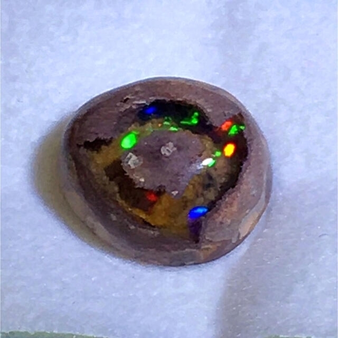 宝石⚜️ルース》大粒☆天然カンテラオパール ルース 7.039ct 鑑付。 宝石⚜️ルース》大粒☆天然カンテラオパール ルース 7.039ct 鑑付。