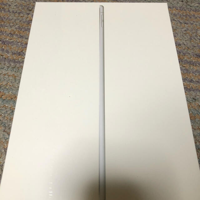 iPad Air Wi-Fi 64GB MUUK2J/A シルバー おまけ付き