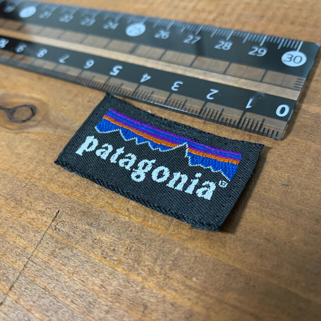 patagonia(パタゴニア)のPatagonia タグ ワッペン　正規品 ハンドメイドの素材/材料(各種パーツ)の商品写真