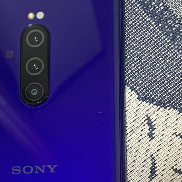 SONY(ソニー)の【美品】SONY Xperia 1 802SO SIMフリー パープル 送料無料 スマホ/家電/カメラのスマートフォン/携帯電話(スマートフォン本体)の商品写真