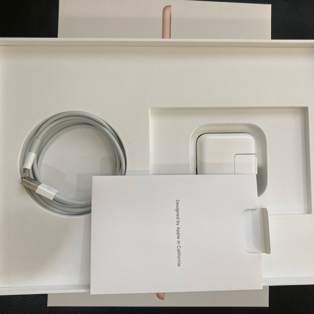 美品 iPad MW762J/A 32GB ゴールド Wi-Fiモデル 美品 iPad MW762J/A 32GB ゴールド Wi-Fiモデル