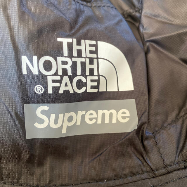 Supreme(シュプリーム)のsupreme TNF snake crusher s/m リバーシブル メンズの帽子(ハット)の商品写真