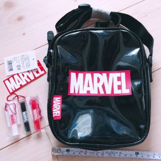 マーベル(MARVEL)のマーベルバックチャーム付き(ハンドバッグ)