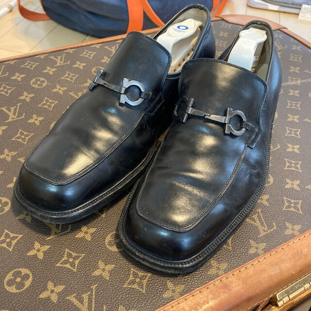 Salvatore Ferragamo(サルヴァトーレフェラガモ)の最終値下げです！サルバトーレフェラガモ　革靴 メンズの靴/シューズ(ドレス/ビジネス)の商品写真