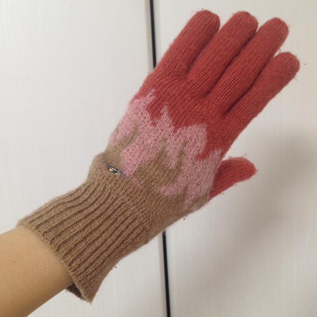 Vivienne Westwood(ヴィヴィアンウエストウッド)のヴィヴィアン 手袋 レディースのファッション小物(手袋)の商品写真