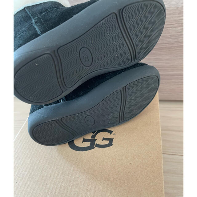 UGG(アグ)のUGG ムートンブーツ　ugg アグ　14.5 キッズ/ベビー/マタニティのキッズ靴/シューズ(15cm~)(ブーツ)の商品写真