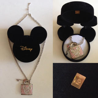 ディズニー(Disney)のミッキー　鍵型ネックレス〈シルバー〉(ネックレス)