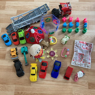 あかちゃんのおもちゃまとめ色々…赤ちゃん　車　ガラガラ(知育玩具)