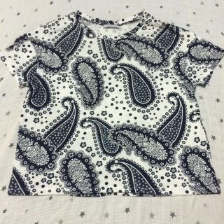 ザラ(ZARA)のzara ペイズリー柄トップス(Tシャツ(半袖/袖なし))