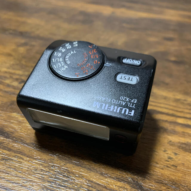送料無料 非冷凍品同梱不可 FUJIFILM EF-X20 | chezmoiny.com