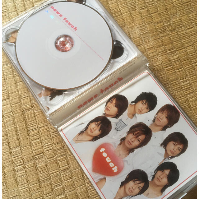 Johnny's(ジャニーズ)のNEWS album エンタメ/ホビーのCD(ポップス/ロック(邦楽))の商品写真
