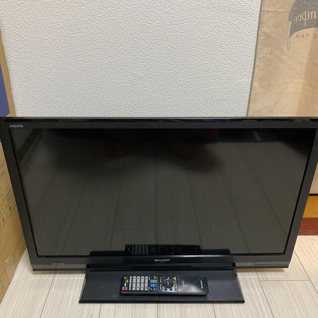 物品 SHARP シャープ テレビ 32型 中古品