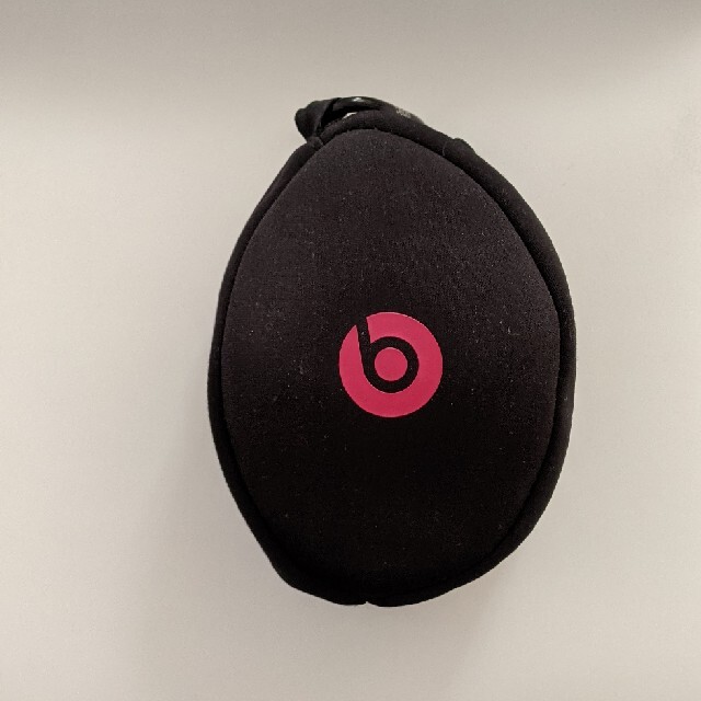 Beats by Dr Dre(ビーツバイドクタードレ)のBEATS SOLO2 WIRELESS　ホワイト スマホ/家電/カメラのオーディオ機器(ヘッドフォン/イヤフォン)の商品写真