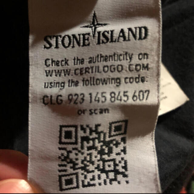 STONE ISLAND(ストーンアイランド)のSTONE ISLAND トレーナー黒 レディースのトップス(トレーナー/スウェット)の商品写真