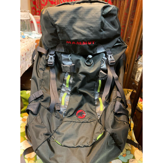 マムート トリオン エレメント 40L | フリマアプリ ラクマ
