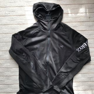 アークテリクス(ARC'TERYX)のARC'TERYX アダヒフーディパーカー(マウンテンパーカー)