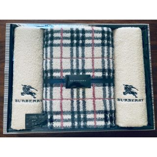 バーバリー(BURBERRY)のBURBERRY 箱入りタオルセット　バーバリー(タオル/バス用品)