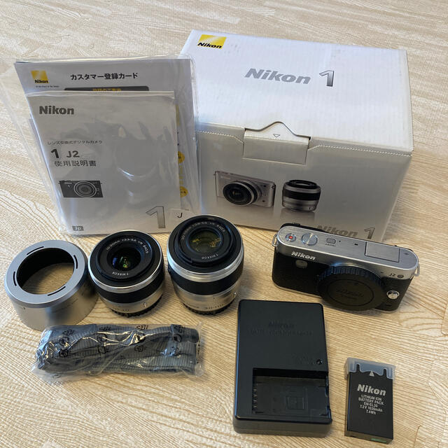 ミラーレス一眼【美品】Nikon J2 Double zoom kit (SILVER)