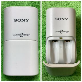 ソニー(SONY)のSONYの充電式ニッケル水素電池専用充電器(バッテリー/充電器)