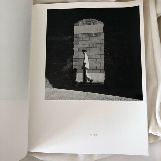 Jil Sander(ジルサンダー)のjilsander OLIVIER KERVERN, SICILY 洋書 メンズのファッション小物(その他)の商品写真