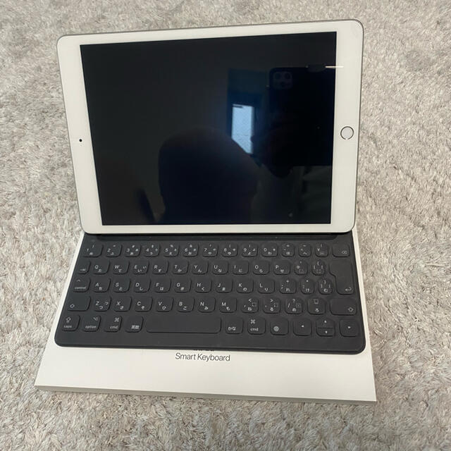 iPad 第8世代 + Smart Keyboard 2