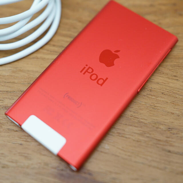 Apple(アップル)の【Ray様専用ページ】iPod nano 第7世代 RED 未使用品 スマホ/家電/カメラのオーディオ機器(ポータブルプレーヤー)の商品写真