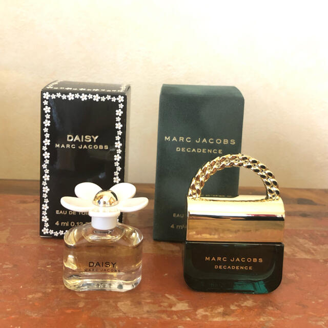 MARC JACOBS(マークジェイコブス)の【MARC JACOBS】ミニ香水セット コスメ/美容の香水(香水(女性用))の商品写真