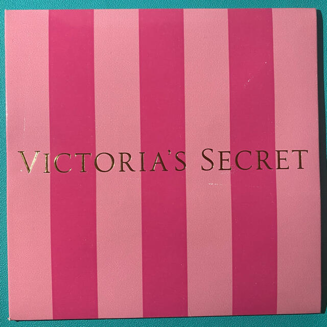 Victoria's Secret(ヴィクトリアズシークレット)のヴィクトリアシークレット 箱 ギフトボックス プレゼントボックス ショップ袋 レディースのバッグ(ショップ袋)の商品写真