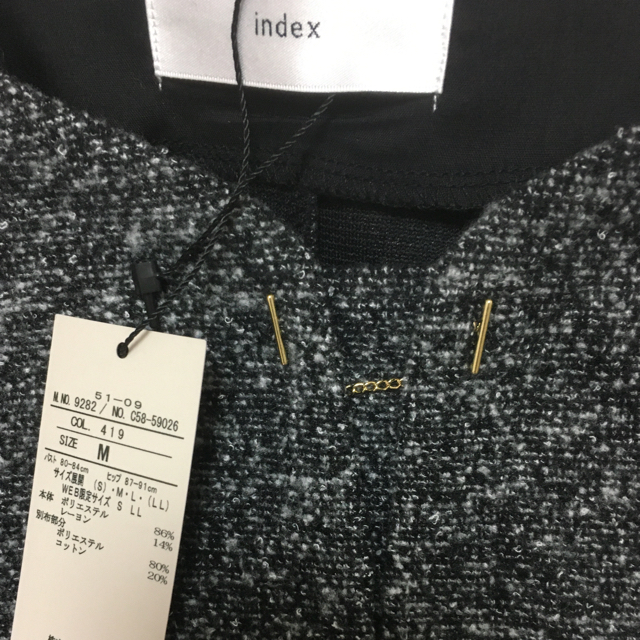 INDEX(インデックス)の【新品】今期冬物　index  膝下丈ワンピース レディースのワンピース(ひざ丈ワンピース)の商品写真