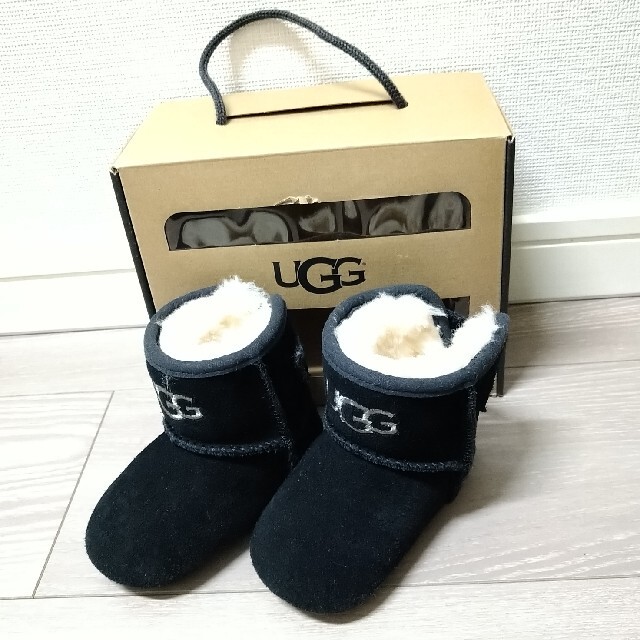 UGG(アグ)のUGGベビー　I JESSE キッズ/ベビー/マタニティのベビー靴/シューズ(~14cm)(ブーツ)の商品写真