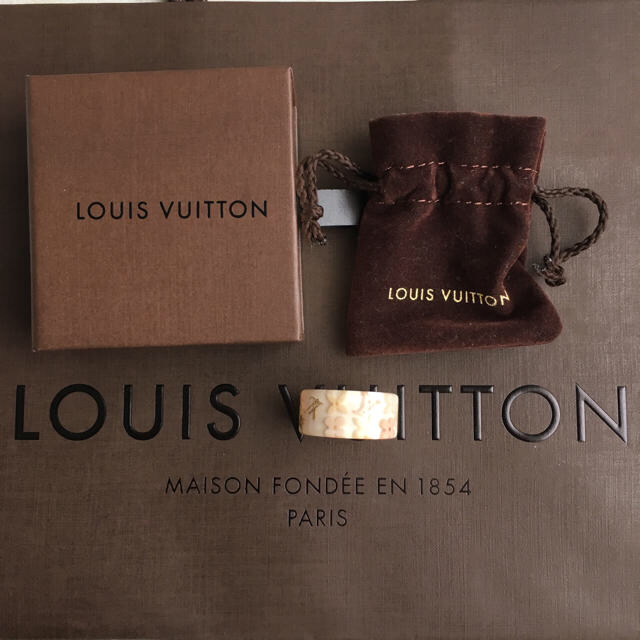 LOUIS VUITTON(ルイヴィトン)のLOUIS VUITTONのリング レディースのアクセサリー(リング(指輪))の商品写真