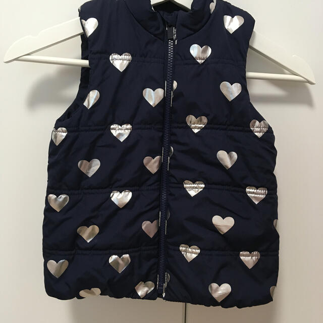 babyGAP(ベビーギャップ)のGAP☆ダウンベスト キッズ/ベビー/マタニティのキッズ服女の子用(90cm~)(ジャケット/上着)の商品写真