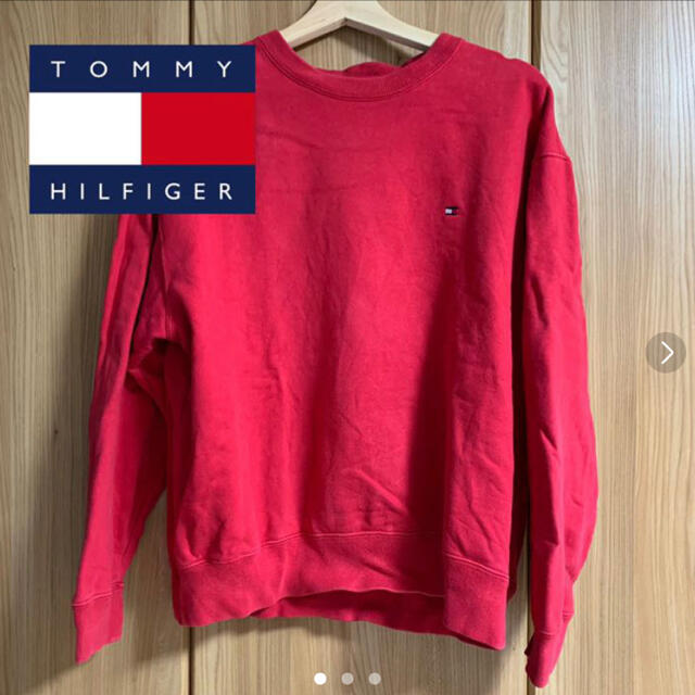 TOMMY HILFIGER(トミーヒルフィガー)のTommy Hilfiger メンズ赤トレーナー メンズのトップス(スウェット)の商品写真