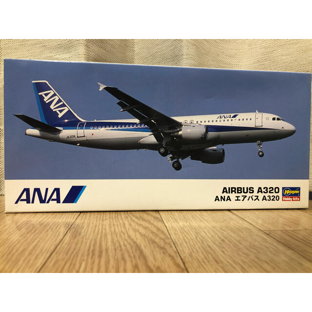 ANA(全日本空輸)(エーエヌエー(ゼンニッポンクウユ))の★上聡みなと様専用★ANAエアバスA320 プラモデル エンタメ/ホビーのおもちゃ/ぬいぐるみ(模型/プラモデル)の商品写真