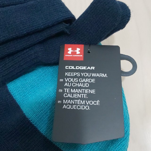 UNDER ARMOUR(アンダーアーマー)の新品未使用☆UNDER ARMOUR ニット帽&手袋のセット キッズ/ベビー/マタニティのこども用ファッション小物(帽子)の商品写真