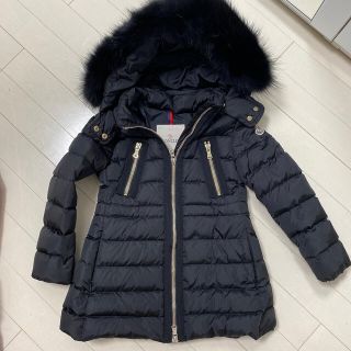 モンクレール(MONCLER)のモンクレール　kids ダウン❣️ファーが綺麗✨美品^ - ^可愛い形です❣️(ジャケット/上着)