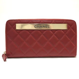 シャネル(CHANEL)のシャネル CHANEL ロゴプレート Ａ80979 マトラッセ ラウンドファスナー長財布 長財布 ラムスキン レッド 新品同様(財布)