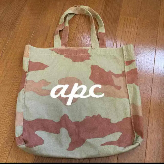 A.P.C(アーペーセー)のAPCトートバック メンズのバッグ(トートバッグ)の商品写真