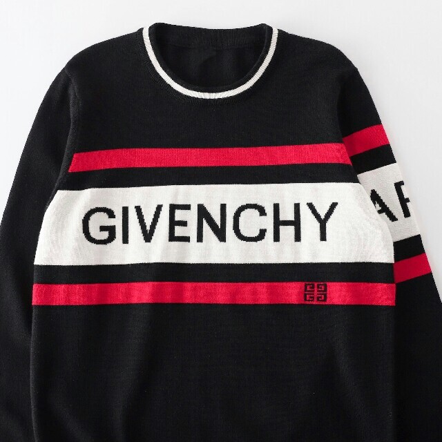 Givenchyセーター