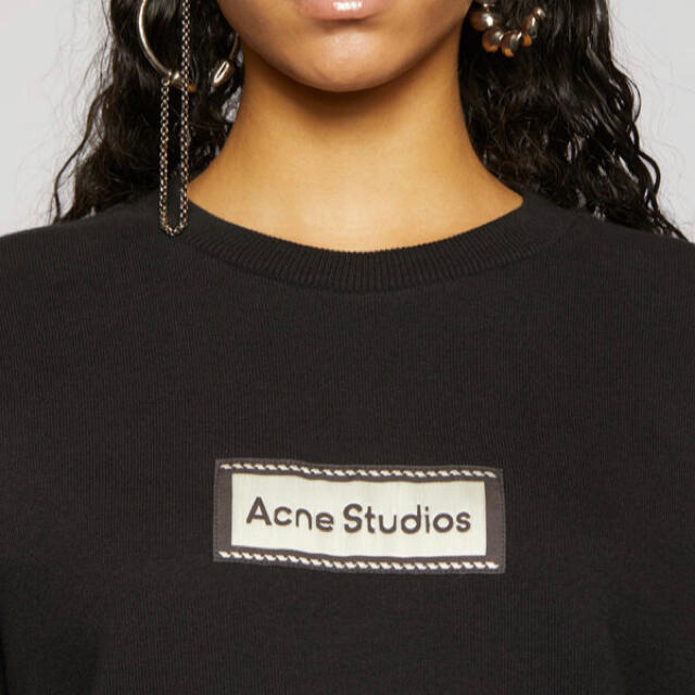 ACNE(アクネ)の20AW【定価3.9万】Acne Studios ブラック XS トレーナー レディースのトップス(トレーナー/スウェット)の商品写真