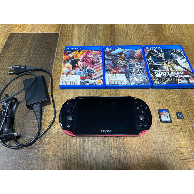 PlayStation Vita(プレイステーションヴィータ)のPSVita   PCH2000 エンタメ/ホビーのゲームソフト/ゲーム機本体(携帯用ゲーム機本体)の商品写真