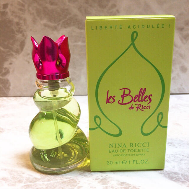 NINA RICCI(ニナリッチ)のニナリッチ　香水　レベルドゥリッチ　1　オーデトワレ　30ml コスメ/美容の香水(香水(女性用))の商品写真