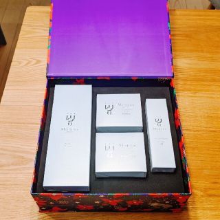 ハホニコ(HAHONICO)の【シャボンフラワー付き】モンローグレイス　クリスマス限定BOX(シャンプー/コンディショナーセット)